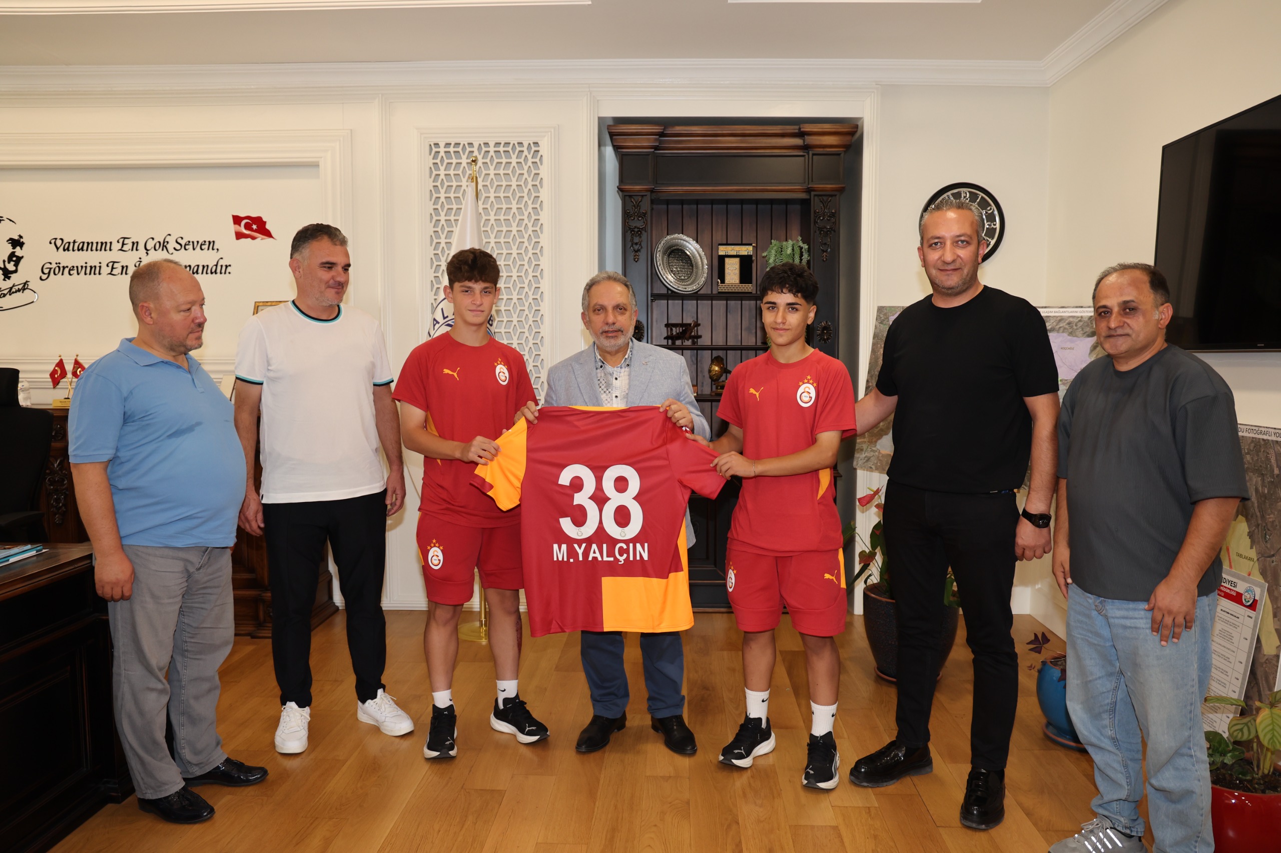 Talas Belediyespor'un Genç Yıldızları Galatasaray'a Transfer Oldu